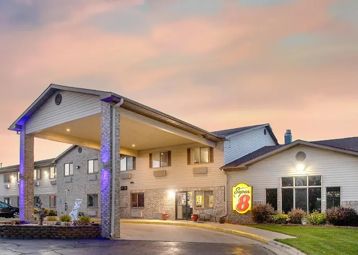 Super 8 By Wyndham Big Rapids