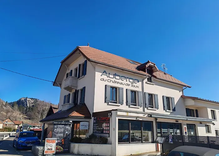 Auberge Du Chateau De Joux