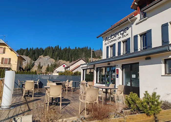 Auberge Du Chateau De Joux