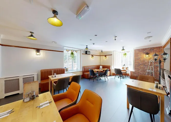 High Tor Hotel