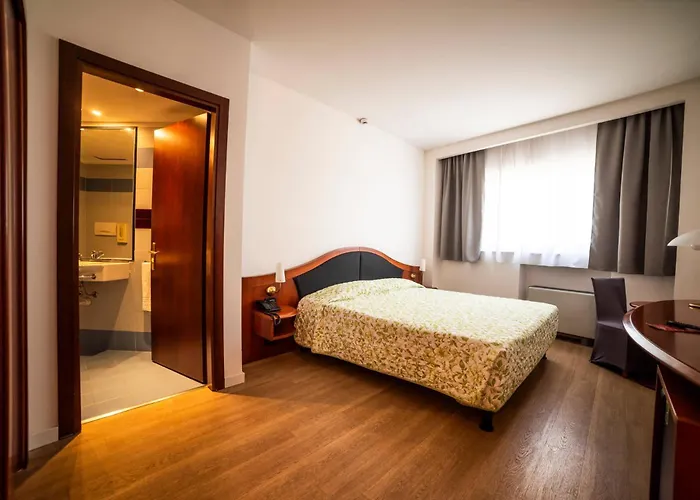 Hotel Donizetti Lallio