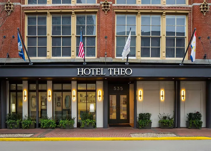 Theo , Tapestry Collection By Hilton