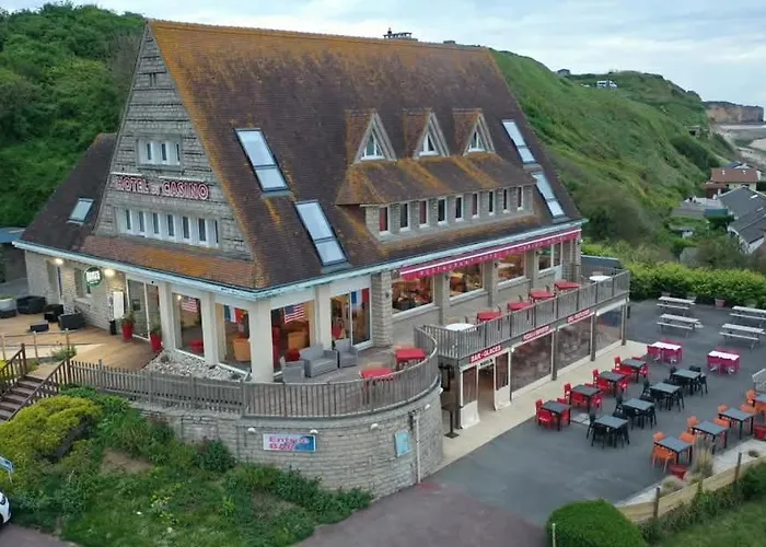 Logis Hotel Du Casino Restaurant Le Mathelia