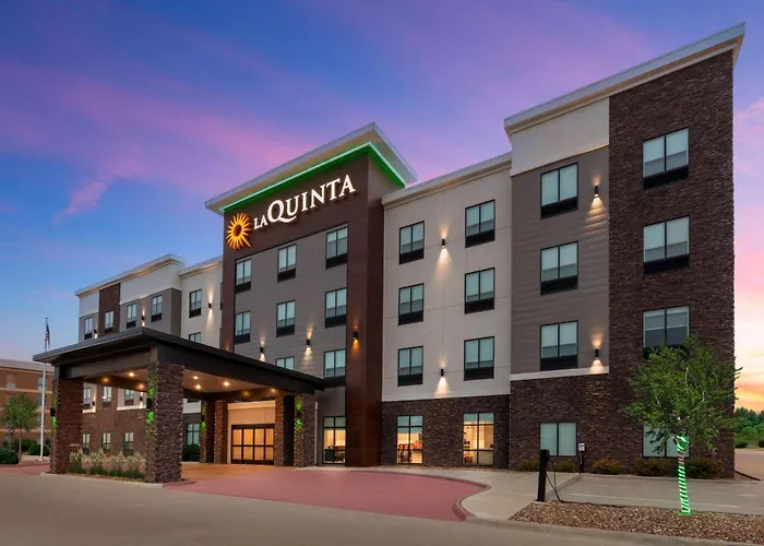 La Quinta Inn & Suites By Wyndham Coralville Iowa City