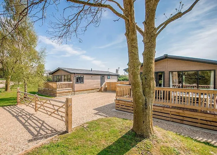 Hawthorn Glen Lodges
