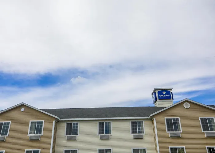 Evansville Inn & Suites By Oyo