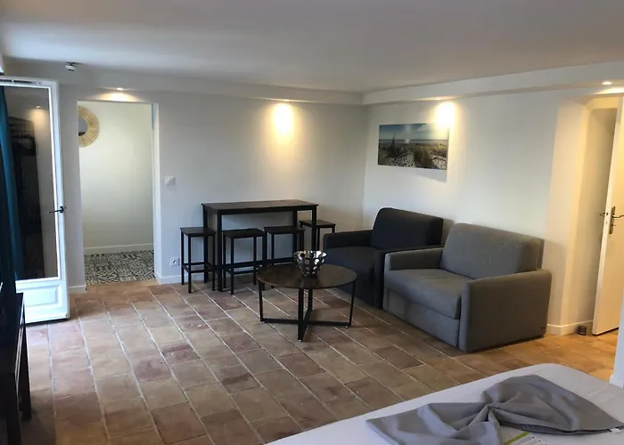 Hotel Du Bord De Mer "Le Vanille"