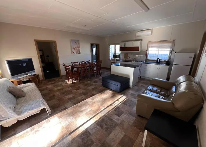 Kickback Cottages