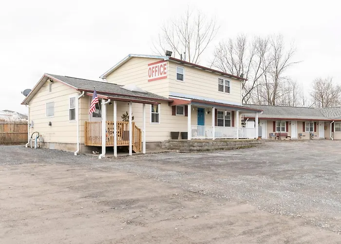 Oyo Hotel Starlite Seneca Falls