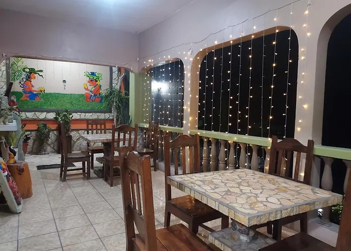 Hotel La Escalinata Copán