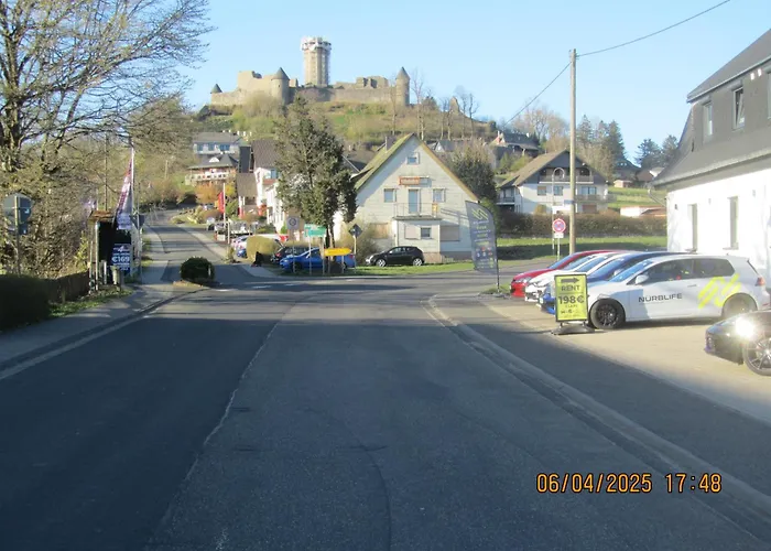 Gut- Zur Burg Nürburg Ring