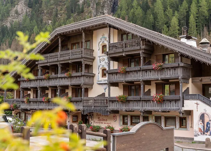 Hotel Rubino Deluxe Campitello di Fassa