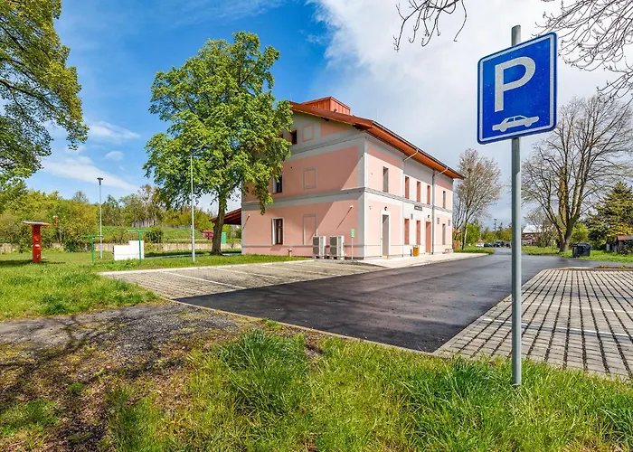 Hotel Nadrazi Horni Jiretin