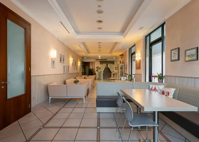 Hotel Mondial