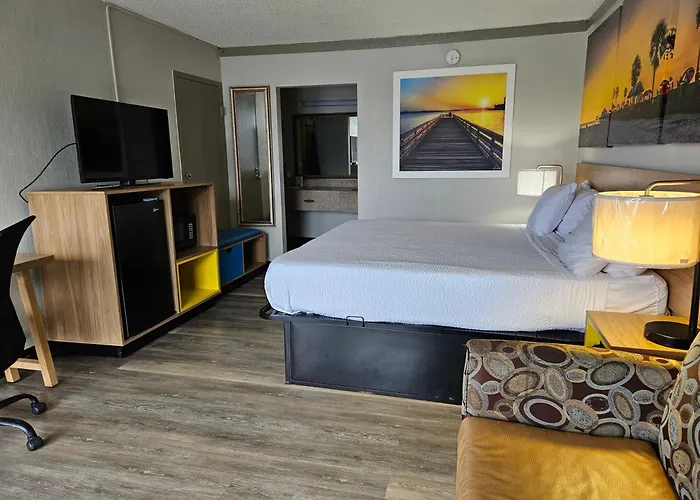 Days Inn By Wyndham Washington