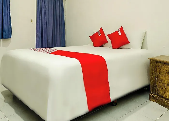 OYO Hotel Cabo Del Sur, Cabo San Lucas