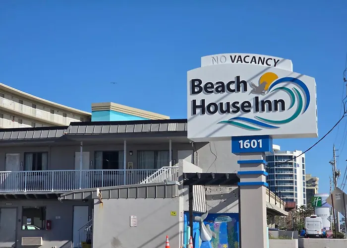 Beach House Inn - Beach Access Open