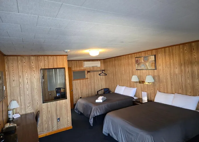 Russell'S Motel