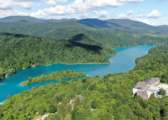 Hotel Jezero - Plitvice Lakes National Park Plitvička Jezera