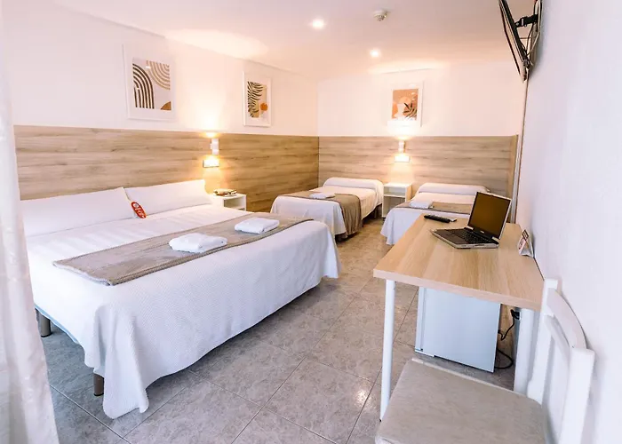 Hostal Gran Via