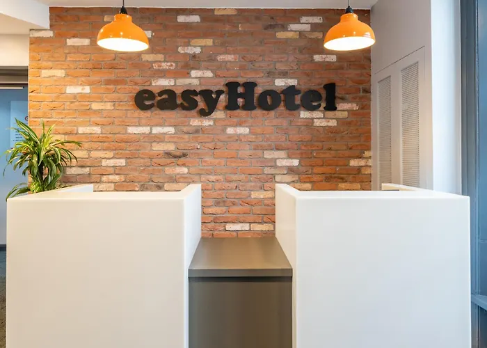 Easyhotel Victoria