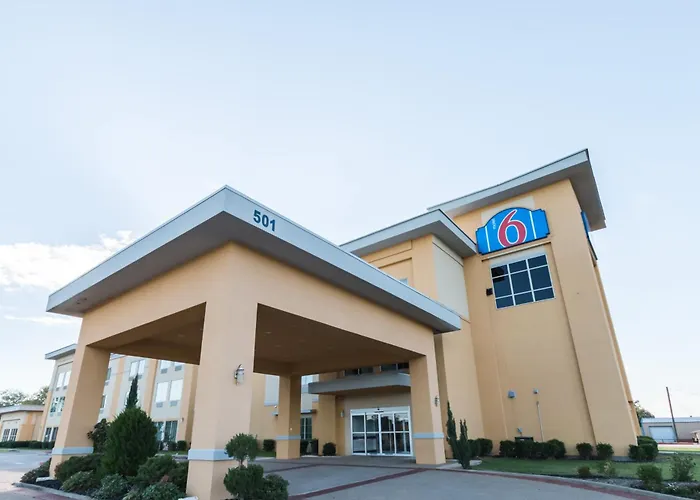 Motel 6-Joshua, Tx