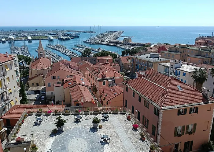 Hotel Robinia Imperia