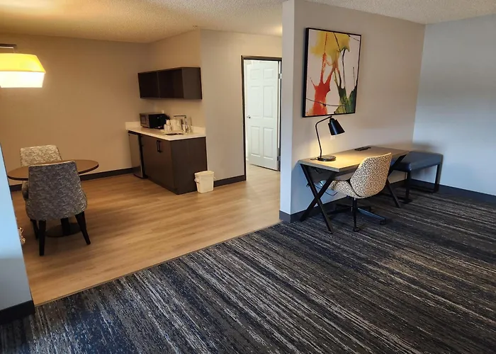 La Quinta By Wyndham Warner Robins - Robins Afb