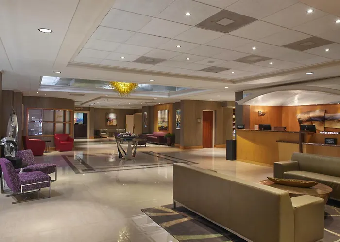 Doubletree By Hilton Akron Fairlawn