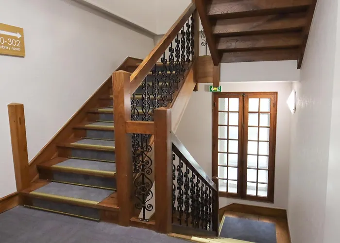 Hôtel Le Lons Foix
