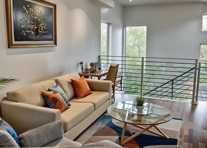 Hollywood Homes Free Parking Close To All Things La