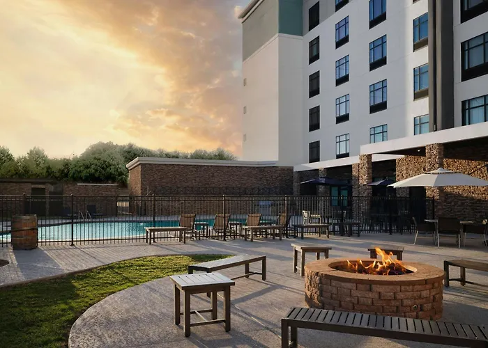 Courtyard By Marriott Dallas Dfw Airport North/Grapevine