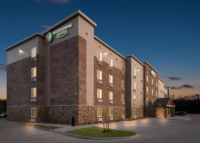 Woodspring Suites Iowa City