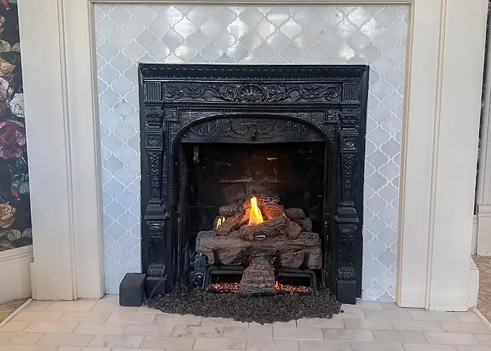 Limerock Inn