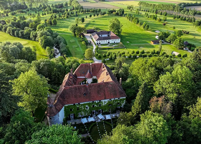 Schloss Ernegg