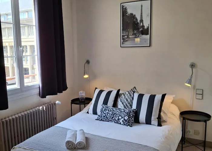 Hotel des Remparts Saint-Lô