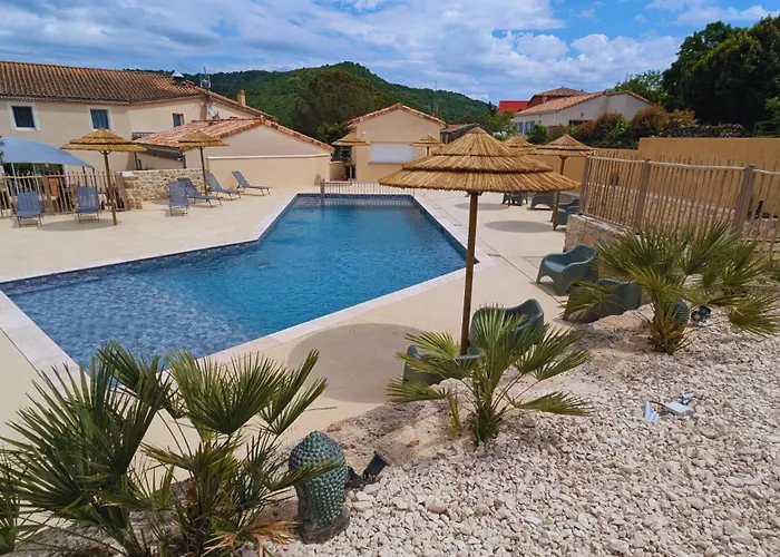 Hotel Restaurant Les Chataigniers