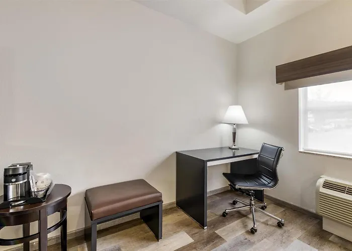 Best Western Plus Jfk Inn & Suites