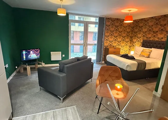 Beehosting Adelphi Wharf Apartments