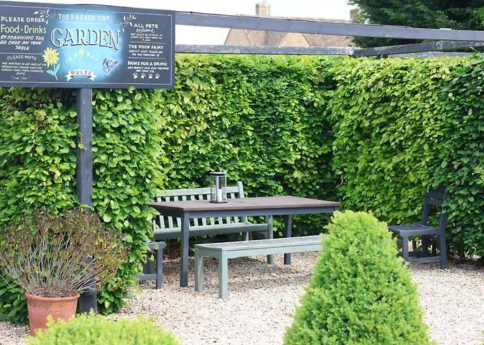 The Ragged Cot Hotel Minchinhampton