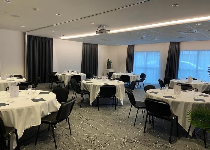Holiday Inn Dijon Sud - Longvic By Ihg