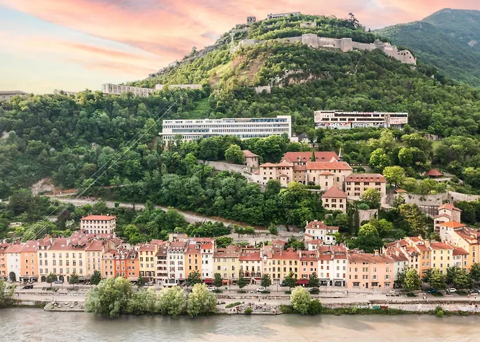 The Babel Community Hôtel - Grenoble Bastille