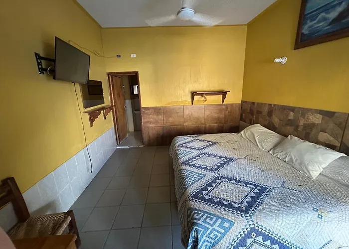 Hotel Los Álvarez