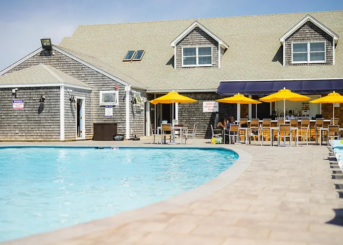 Champlin'S Marina & Resort