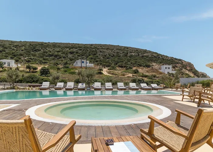 Golden Milos Beach Ηouse By Domotel Provatas