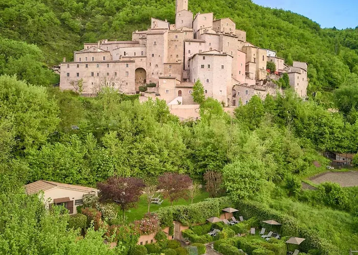 Castello Di Postignano Relais