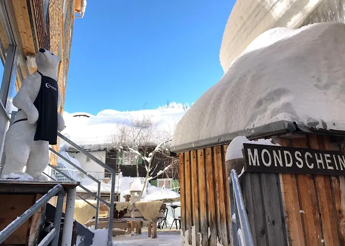 Mondschein Hotel & Chalet Ski-In Ski-Out Luxus Am Arlberg