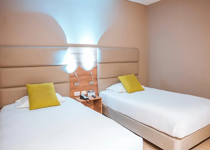 Hotel F25