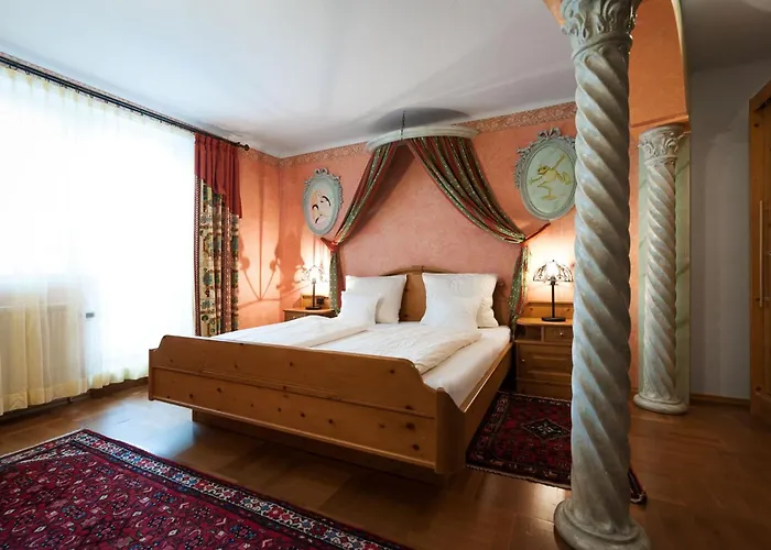 Märchenhotel Waldpension Nebelstein