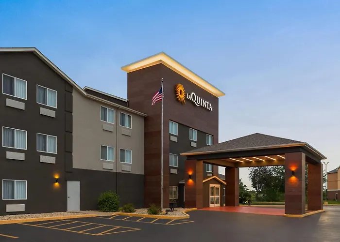 La Quinta Inn & Suites By Wyndham Starved Rock St Park